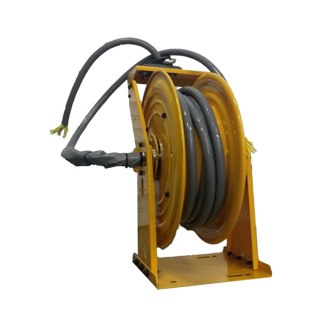 Outdoor retractable cord reel | BOOM cable reel ESSC370D